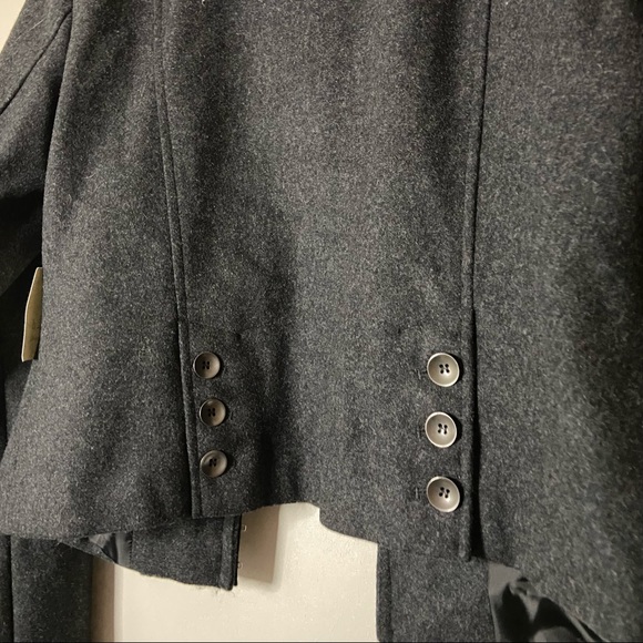 HINGE | NWT Wool Ruffle Jacket Blazer Charcoal Ruffle Collar Size Large Women’s - Picture 7 of 12